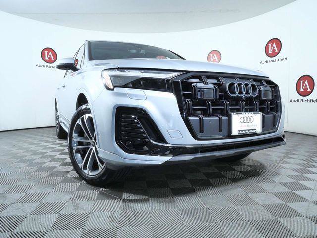 Used 2025 Audi Q7 2.0T Premium Plus AWD/4WD image 2