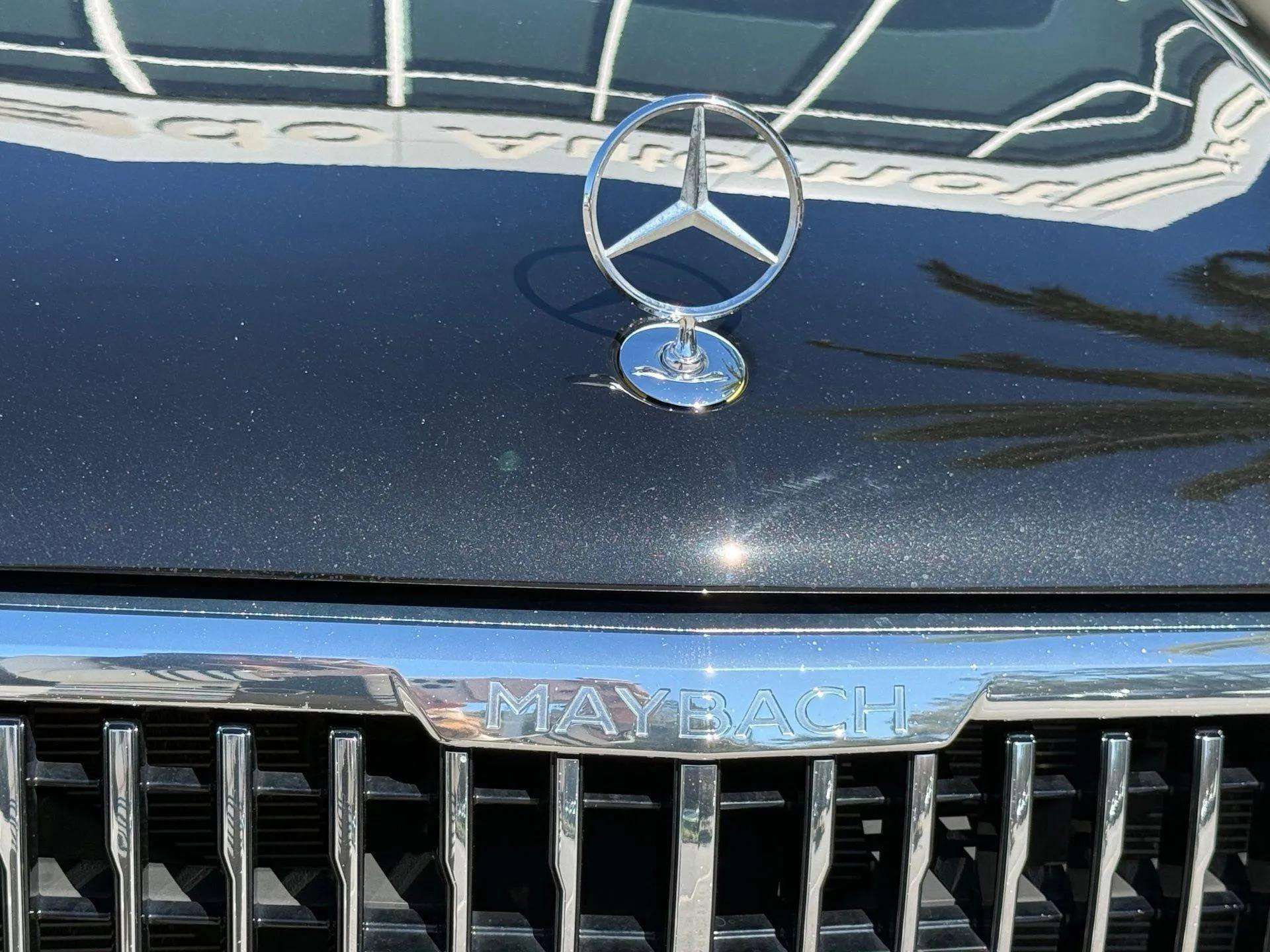 Used 2023 Mercedes-Benz Maybach GLS 600 4MATIC image 14