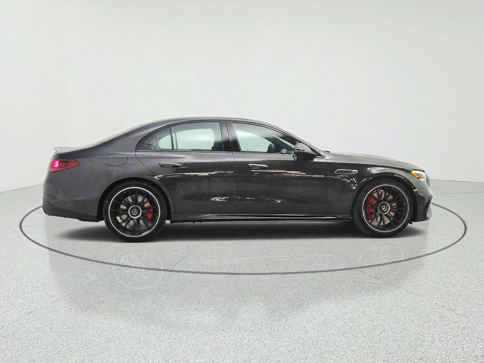 New 2027 Mercedes-Benz E 53 AMG e 4MATIC Sedan image 4
