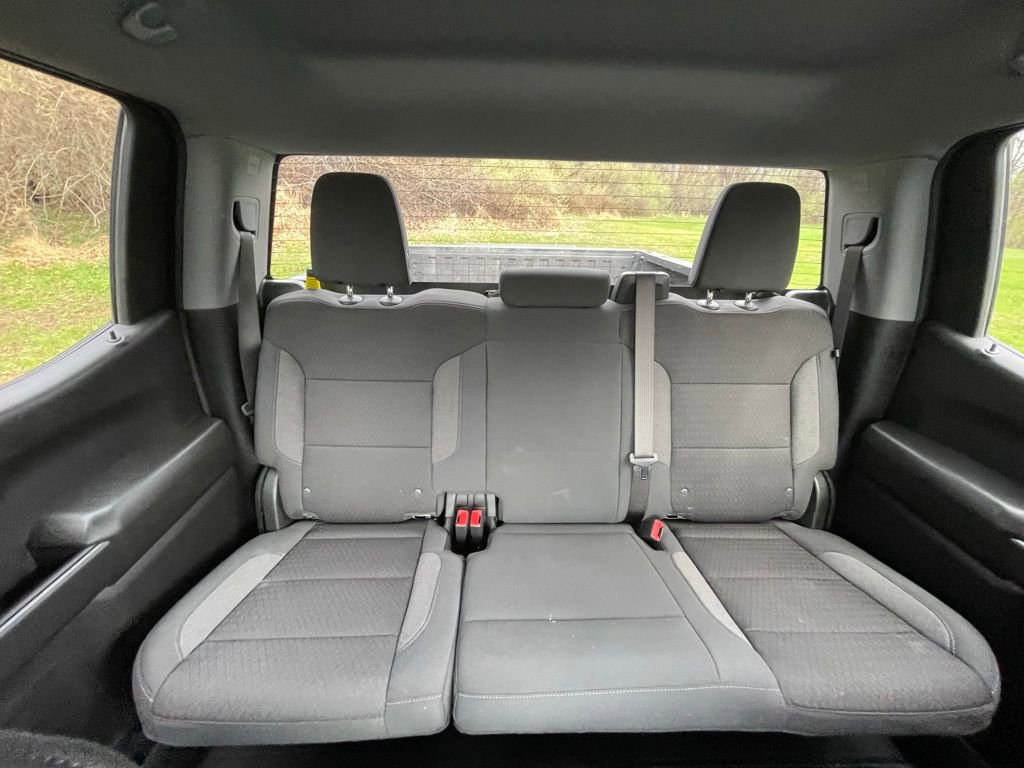 Certified 2025 Chevrolet Silverado 1500 Custom Trail Boss w/ LPO, Dark Essentials Package AWD/4WD image 16