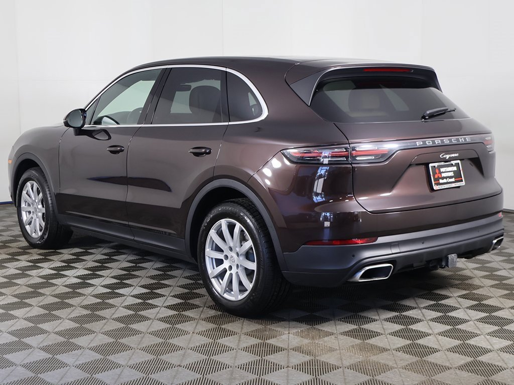 Used 2022 Porsche Cayenne image 14