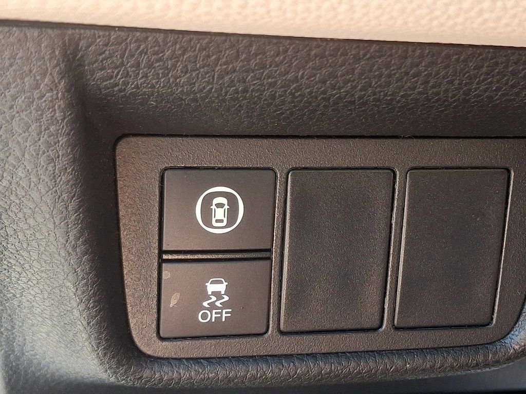 Used 2018 Honda Accord EX image 25