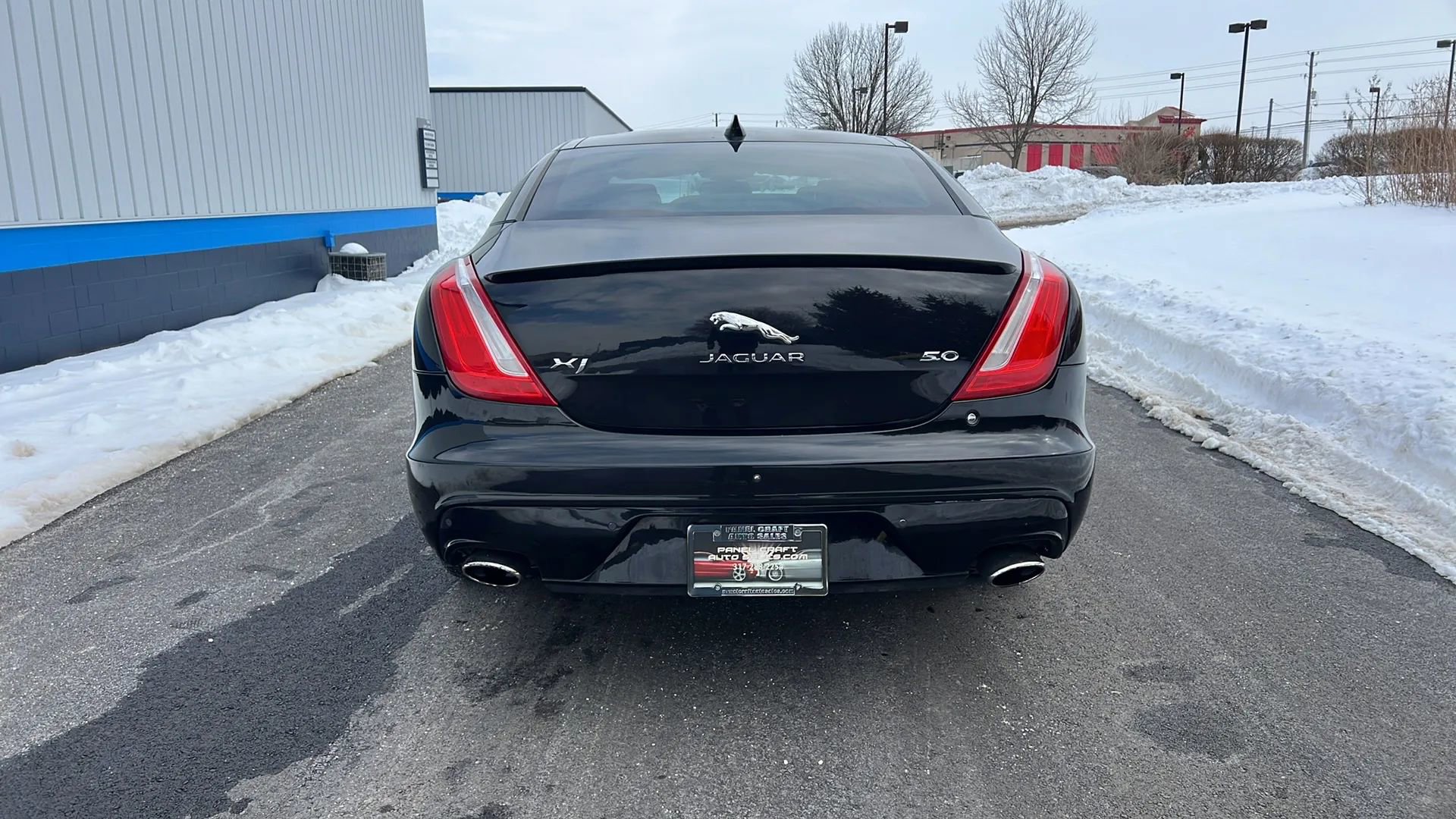 Used 2016 Jaguar XJ Supercharged RWD image 3