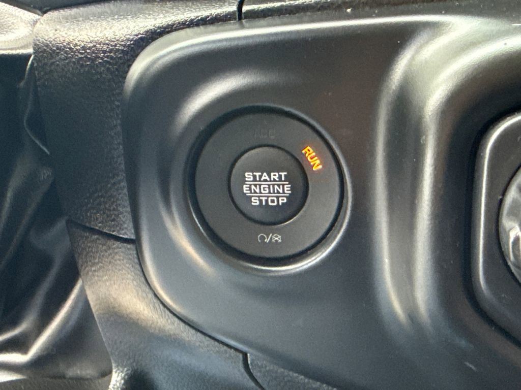 Certified 2023 Jeep Wrangler Unlimited image 31