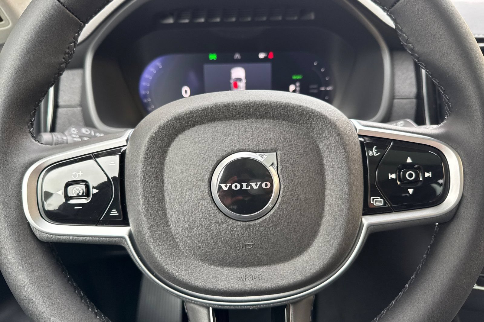 New 2026 Volvo XC90 T8 Ultra w/ Lounge Package AWD/4WD image 28
