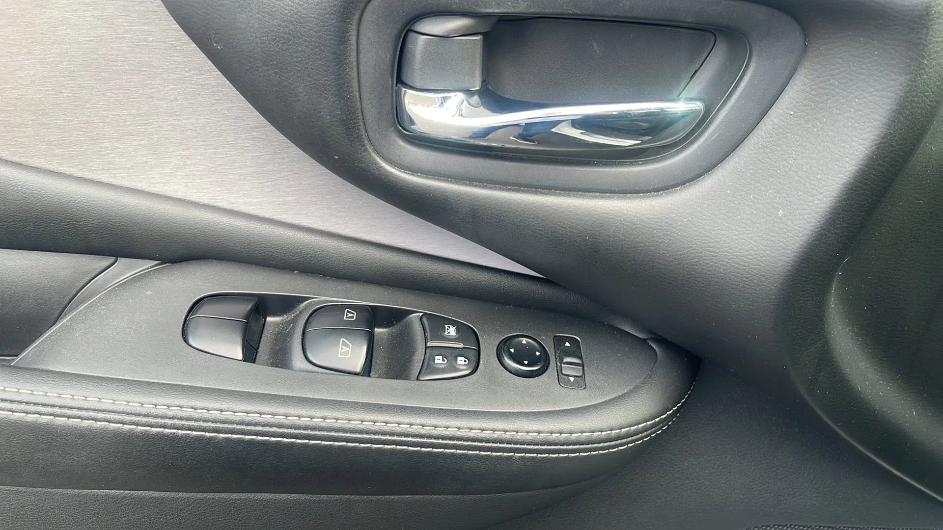 Used 2021 Nissan Murano S image 15