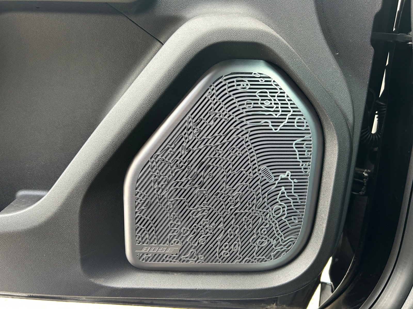 New 2025 GMC Hummer EV 2X w/ LPO, Sport Package image 26