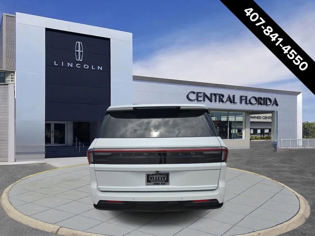 New 2026 Lincoln Navigator L Reserve AWD/4WD image 4