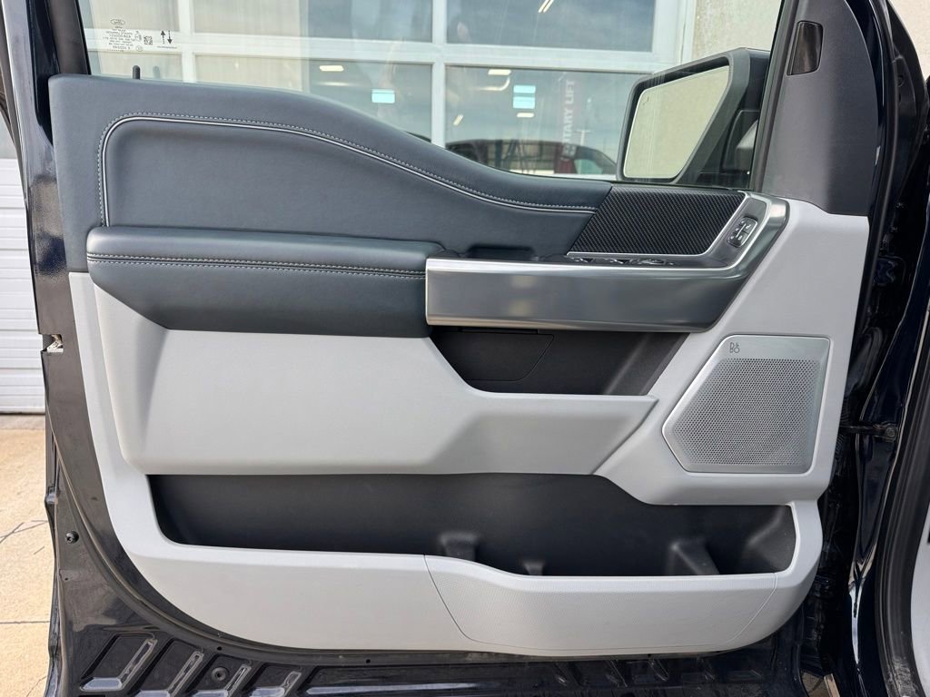 Used 2023 Ford F150 Limited image 17