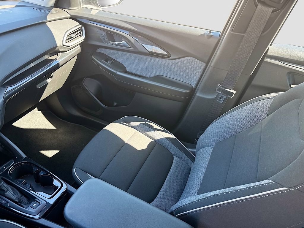 Used 2023 Chevrolet TrailBlazer LS image 21