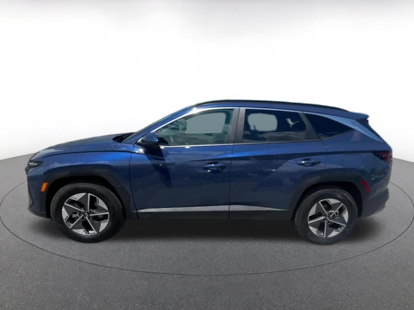 Used 2025 Hyundai Tucson SEL AWD/4WD image 9