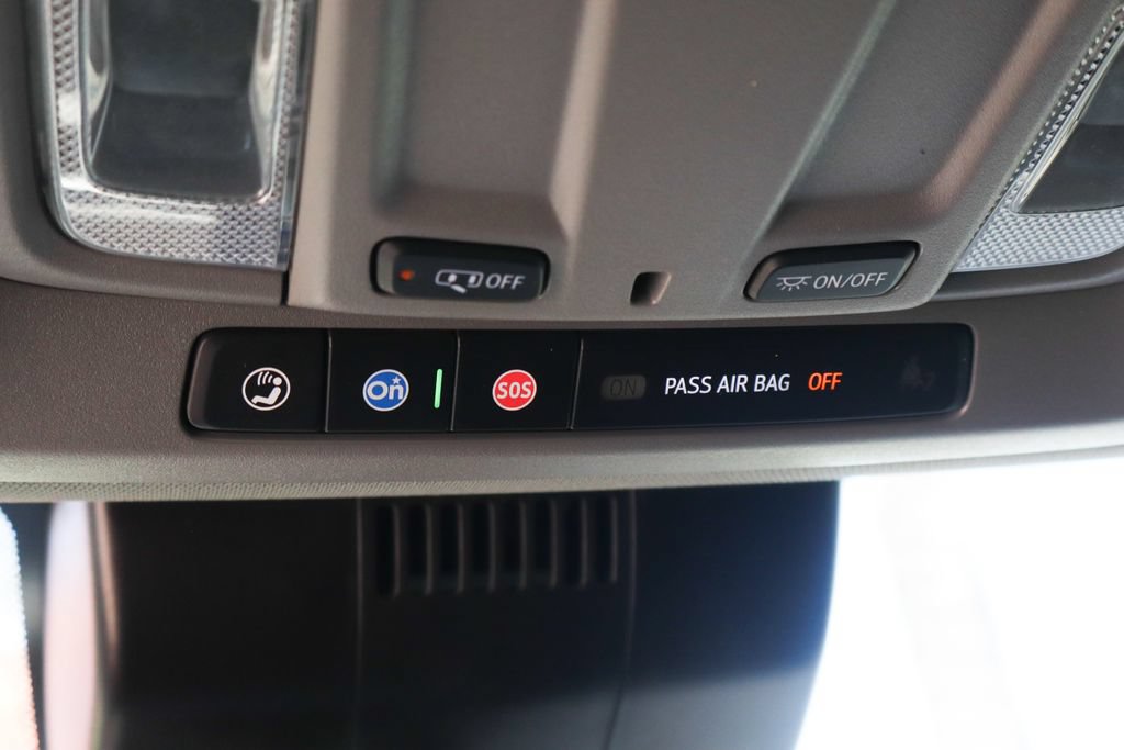 Used 2024 Chevrolet Silverado 1500 LT RWD image 31