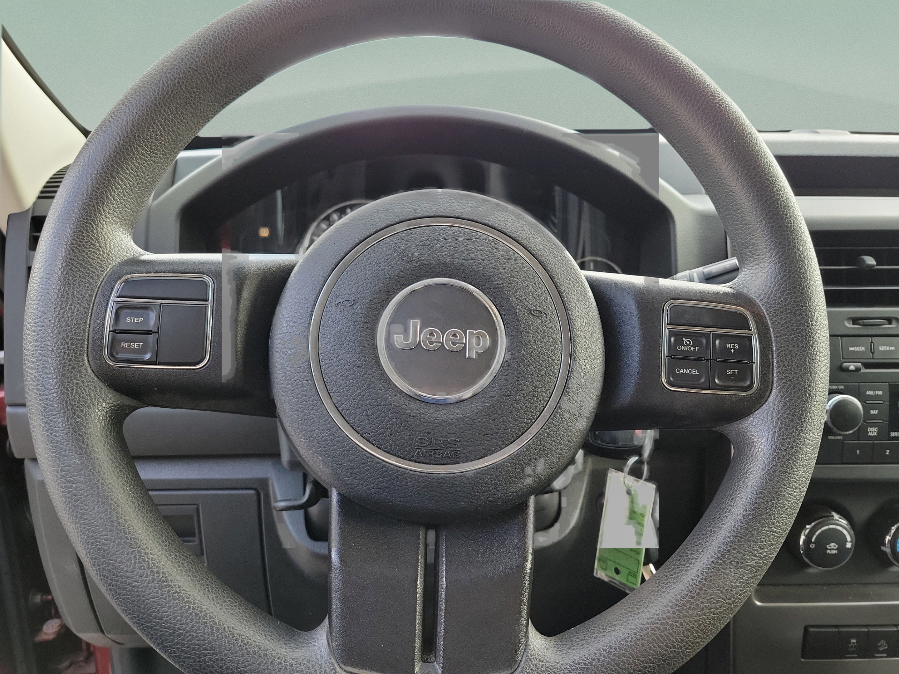 Used 2012 Jeep Liberty Sport AWD/4WD image 16