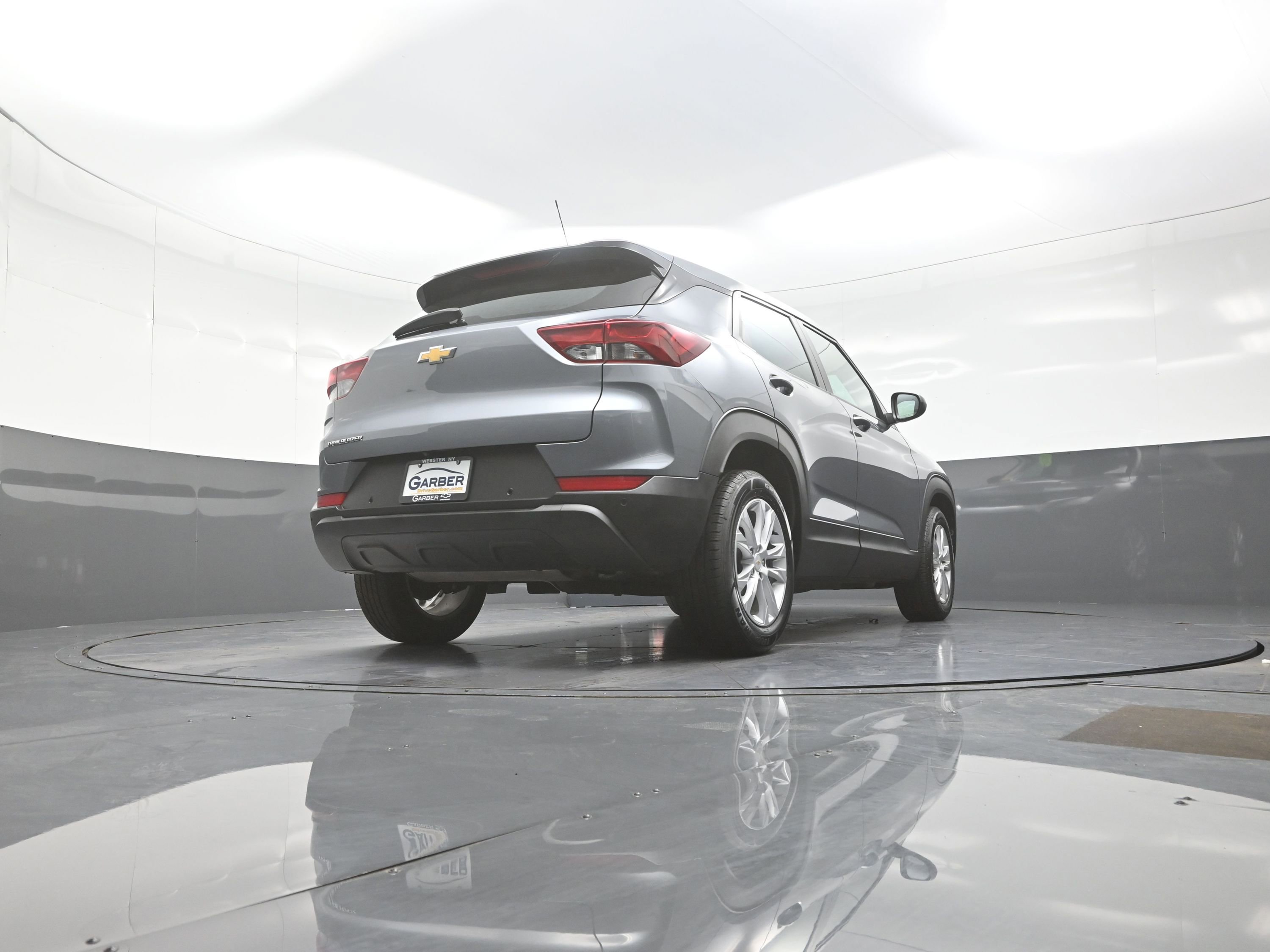 Used 2021 Chevrolet TrailBlazer LS FWD image 11