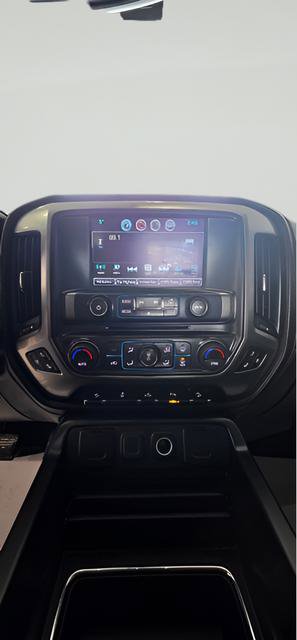 Used 2017 Chevrolet Silverado 1500 LTZ Z71 w/ LTZ Plus Package AWD/4WD image 18