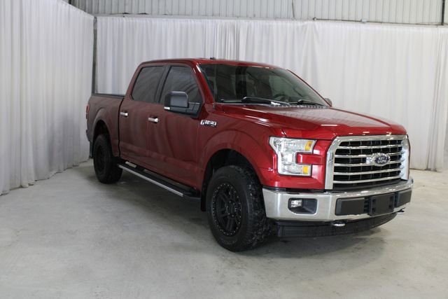 Used 2017 Ford F150 XLT w/ Equipment Group 302A Luxury AWD/4WD image 26