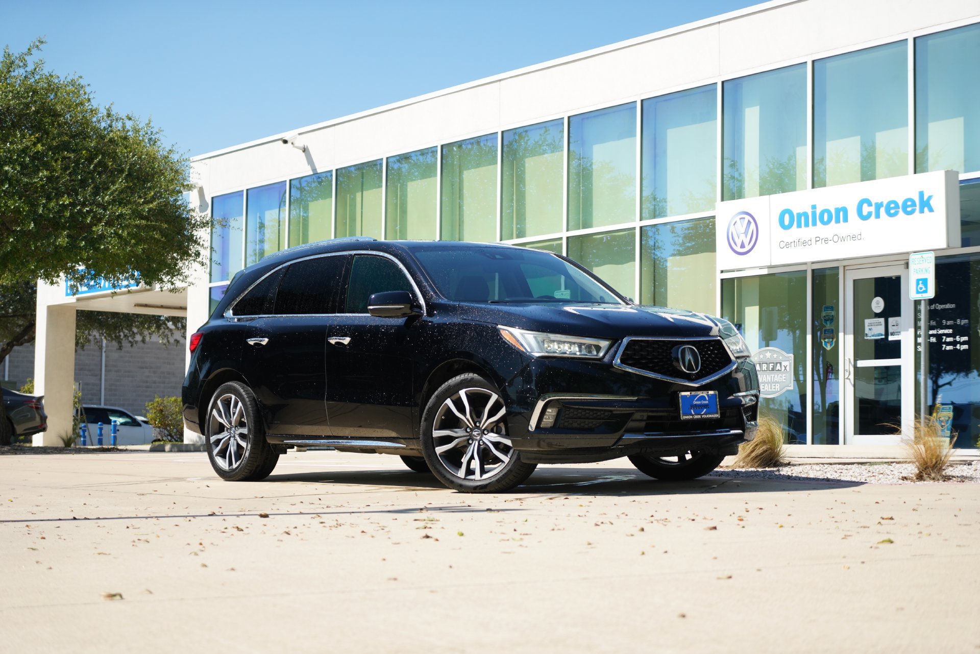 Used 2020 Acura MDX w/ Advance Package FWD image 1