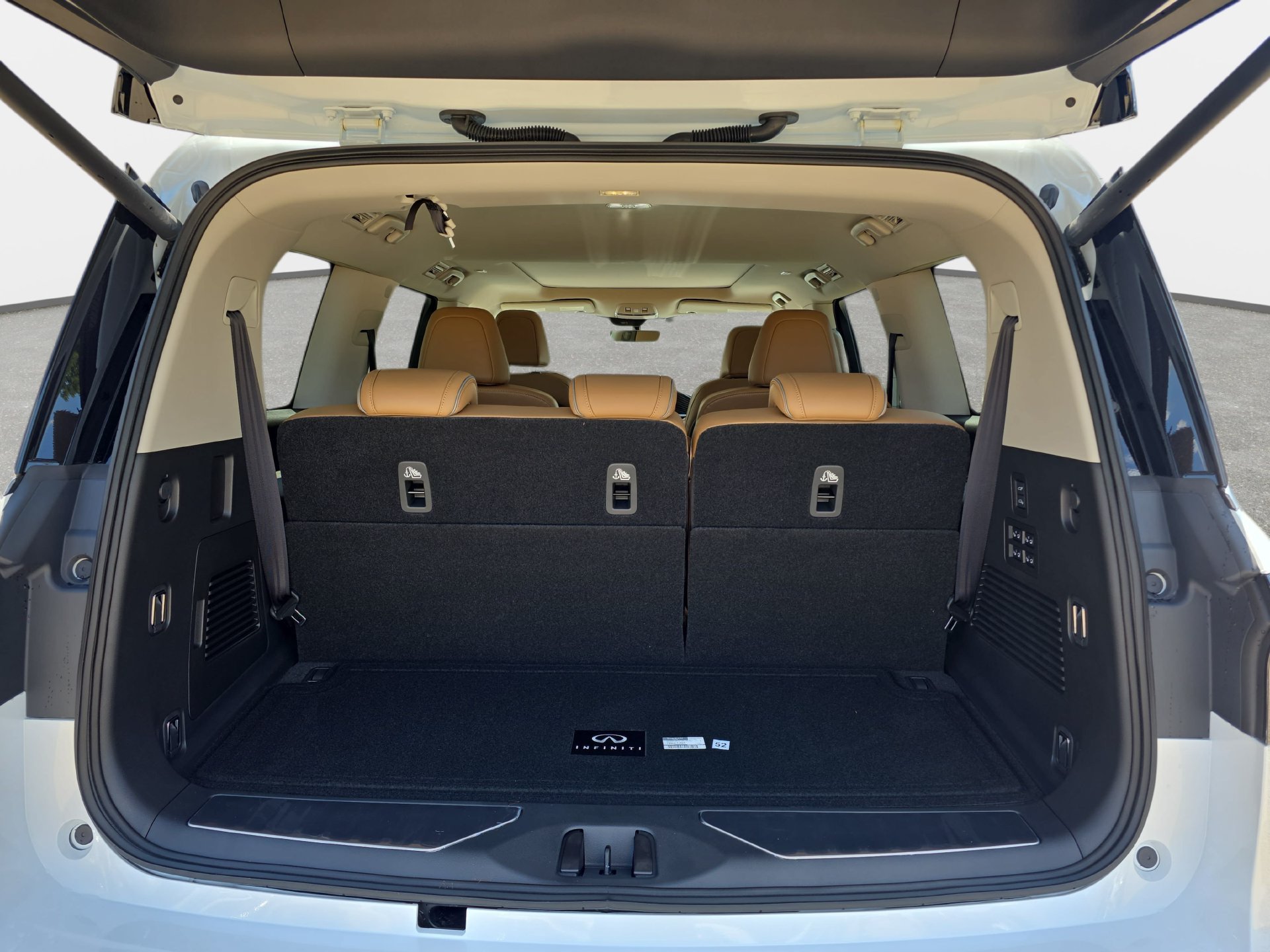 New 2027 INFINITI QX80 Luxe w/ Cargo Package AWD/4WD image 12