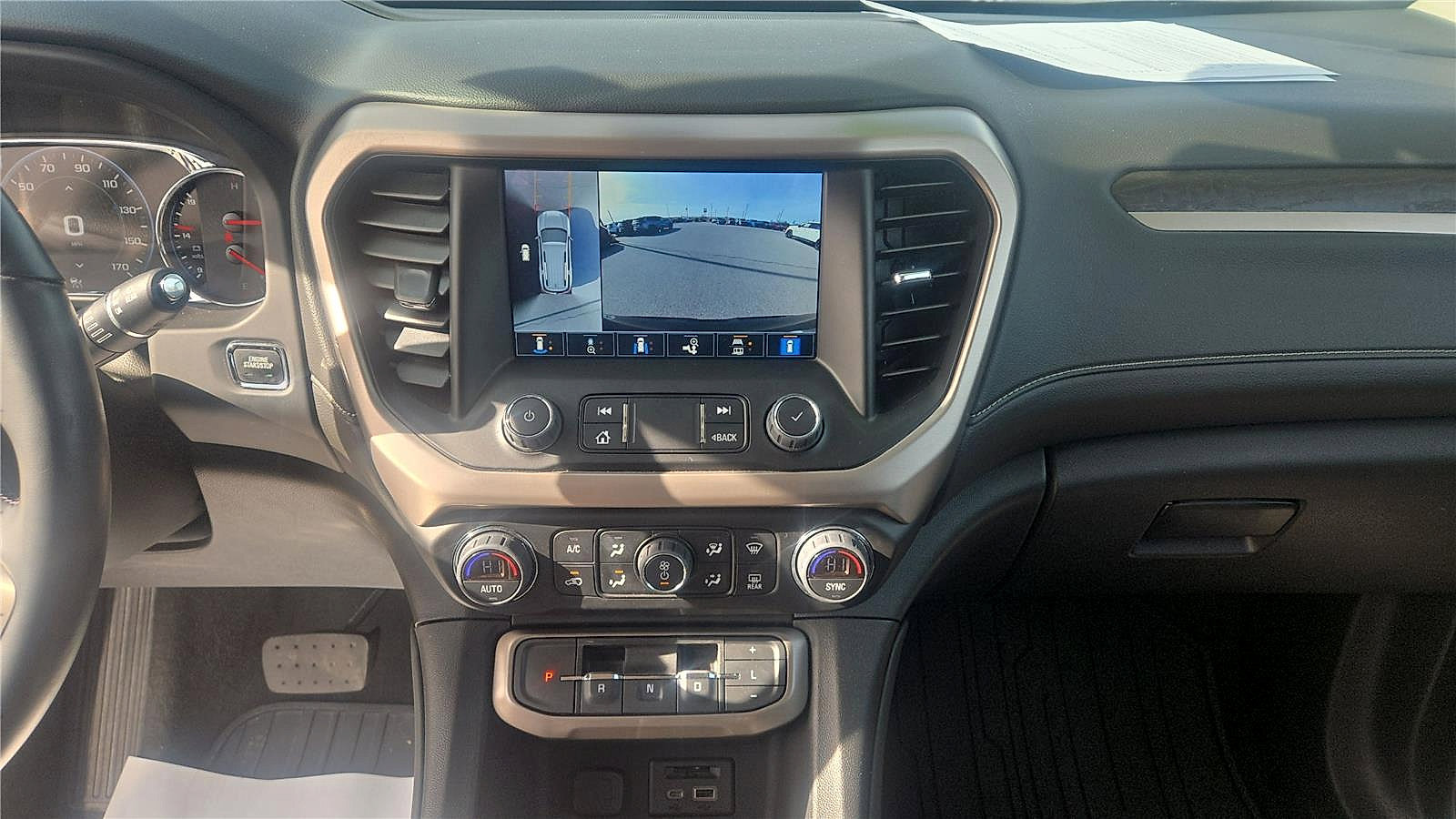 Used 2023 GMC Acadia Denali w/ Denali Ultimate Package AWD/4WD image 22