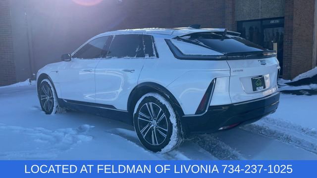 Used 2024 Cadillac Lyriq Luxury image 6