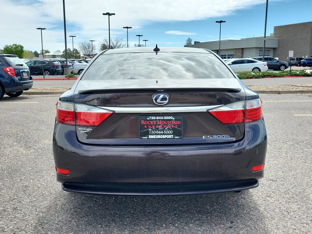 Used 2013 Lexus ES 300h w/ Premium Pkg FWD image 4