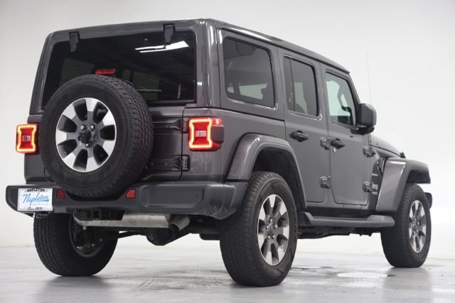 Used 2022 Jeep Wrangler Unlimited Sahara w/ LED Lighting Group AWD/4WD image 15
