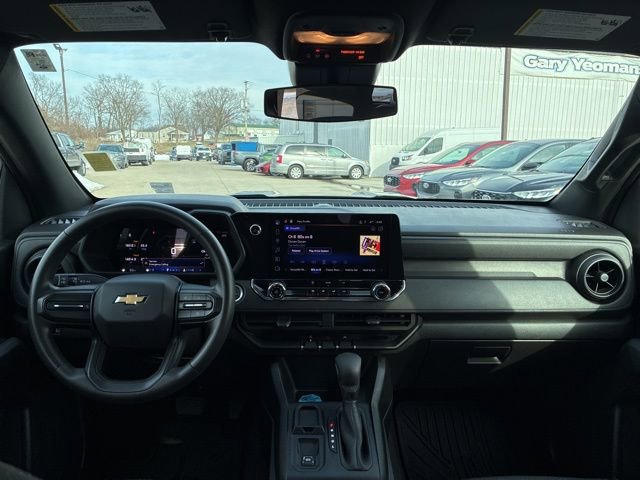 Used 2024 Chevrolet Colorado W/T image 18