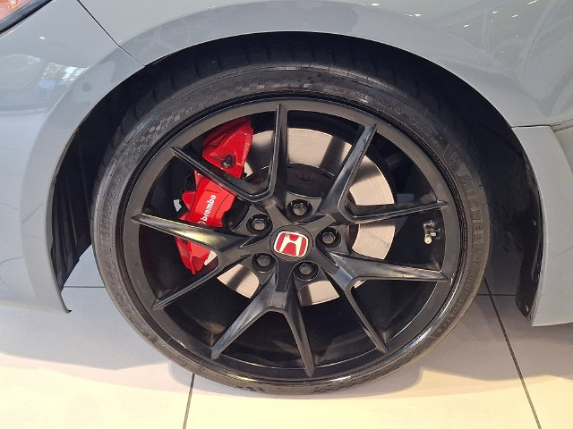 Used 2024 Honda Civic Type R image 8