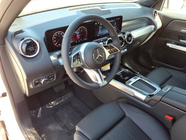 New 2026 Mercedes-Benz GLB 250 image 13