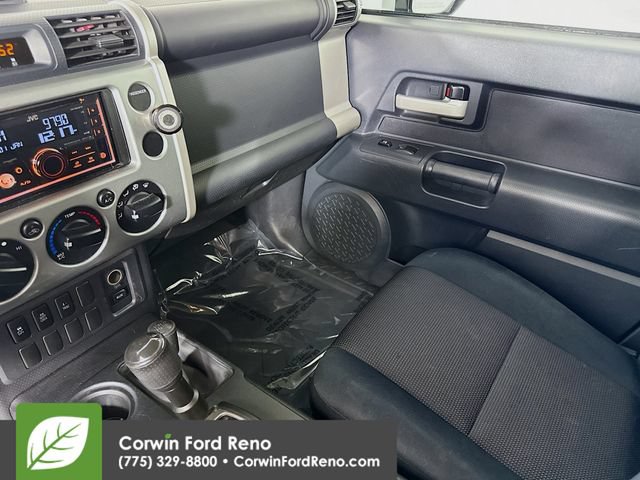 Used 2010 Toyota FJ Cruiser 4WD image 20