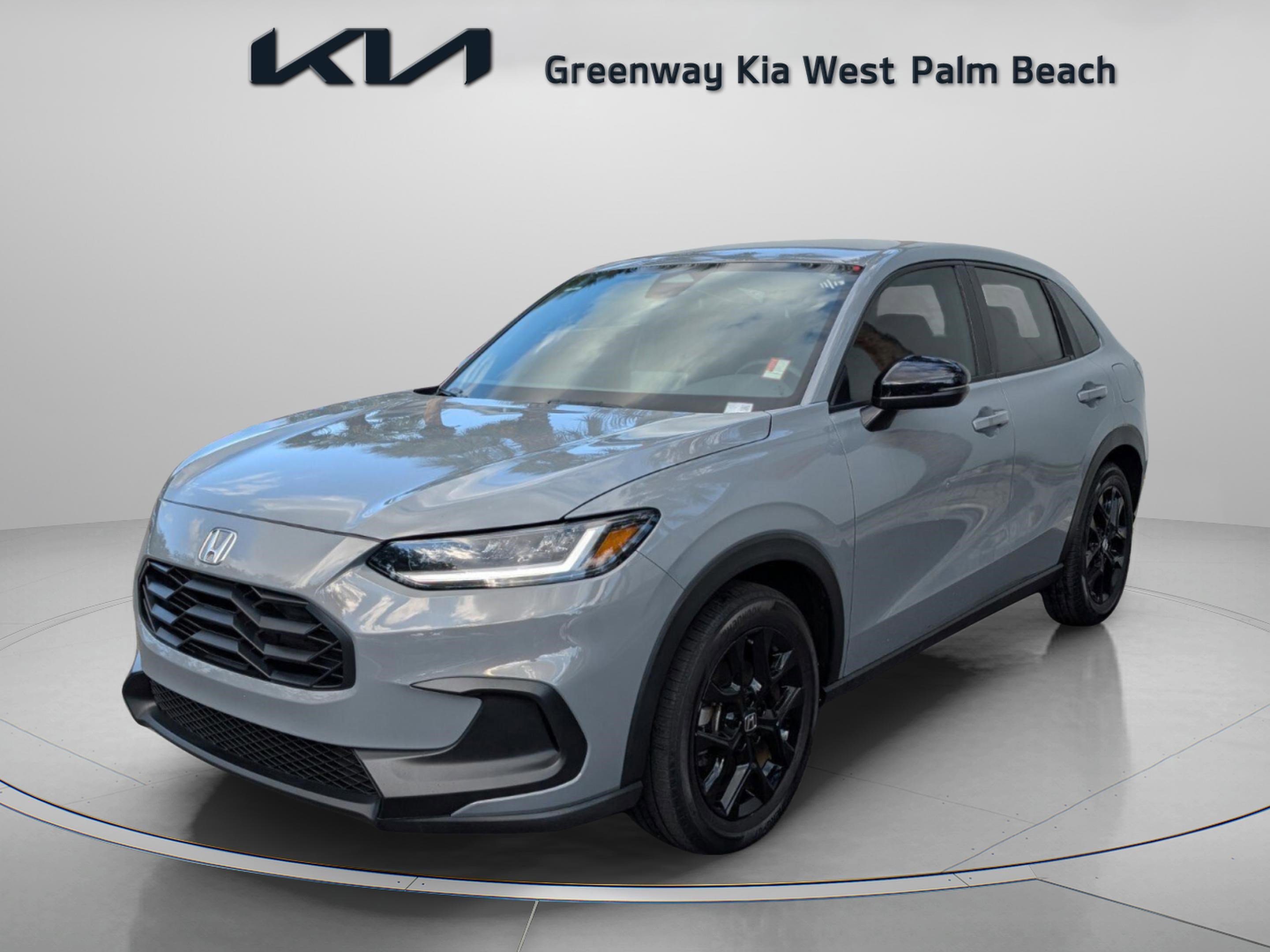 Used 2024 Honda HR-V Sport image 4