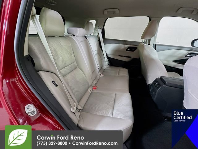 Used 2024 Nissan Rogue SV image 29