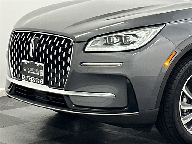 Used 2023 Lincoln Corsair Reserve image 2