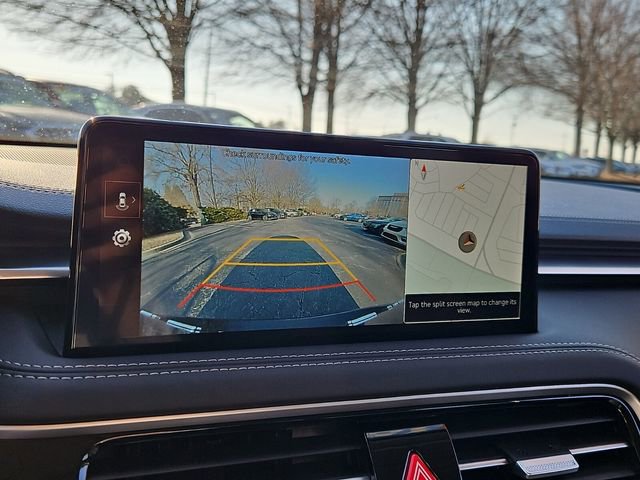 Used 2025 Genesis G70 2.5T image 23