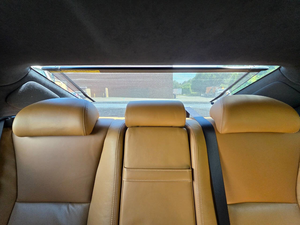 Used 2016 Lexus LS 460 w/ F Sport Package image 36