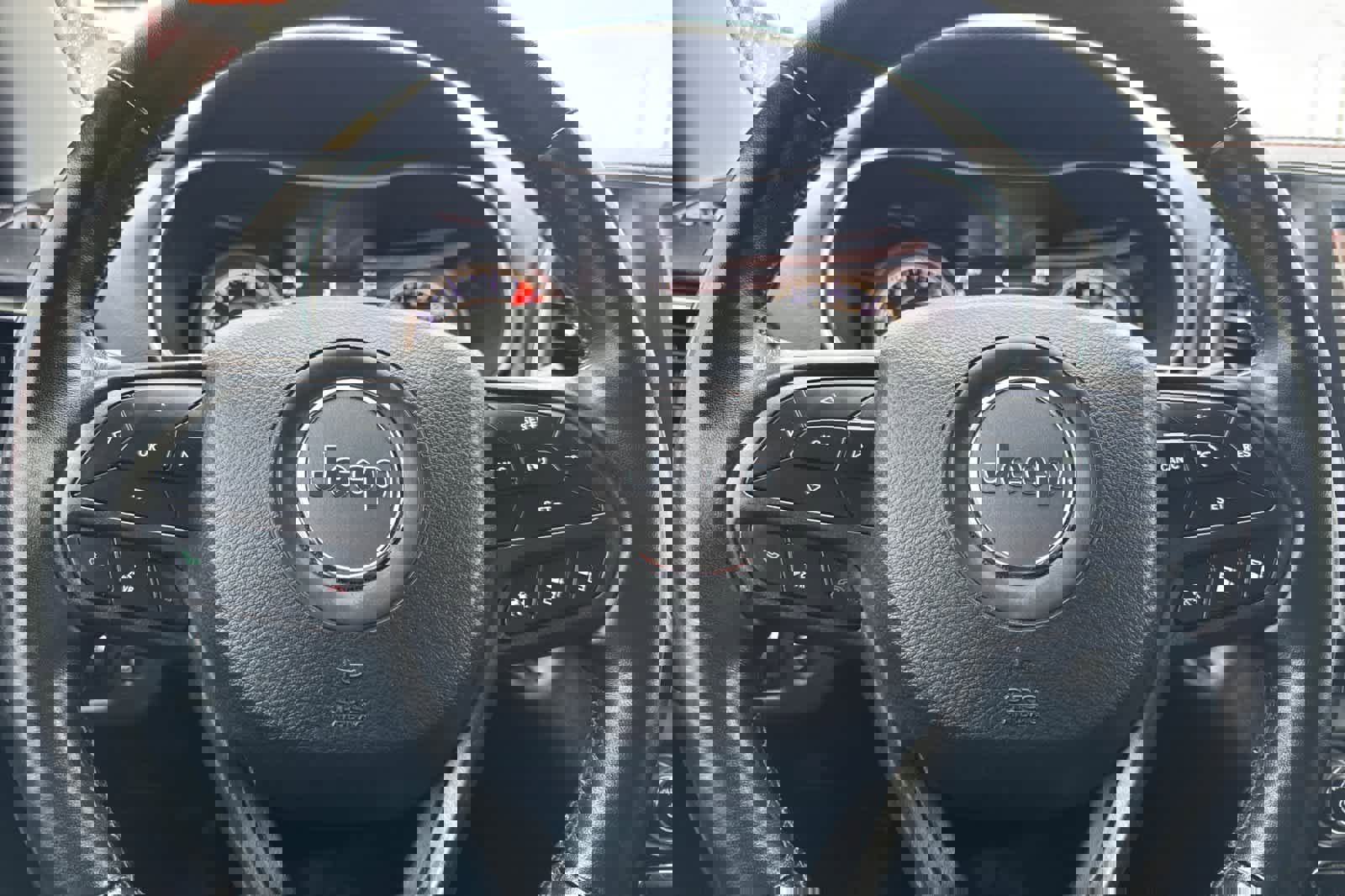 Used 2020 Jeep Cherokee Trailhawk image 24