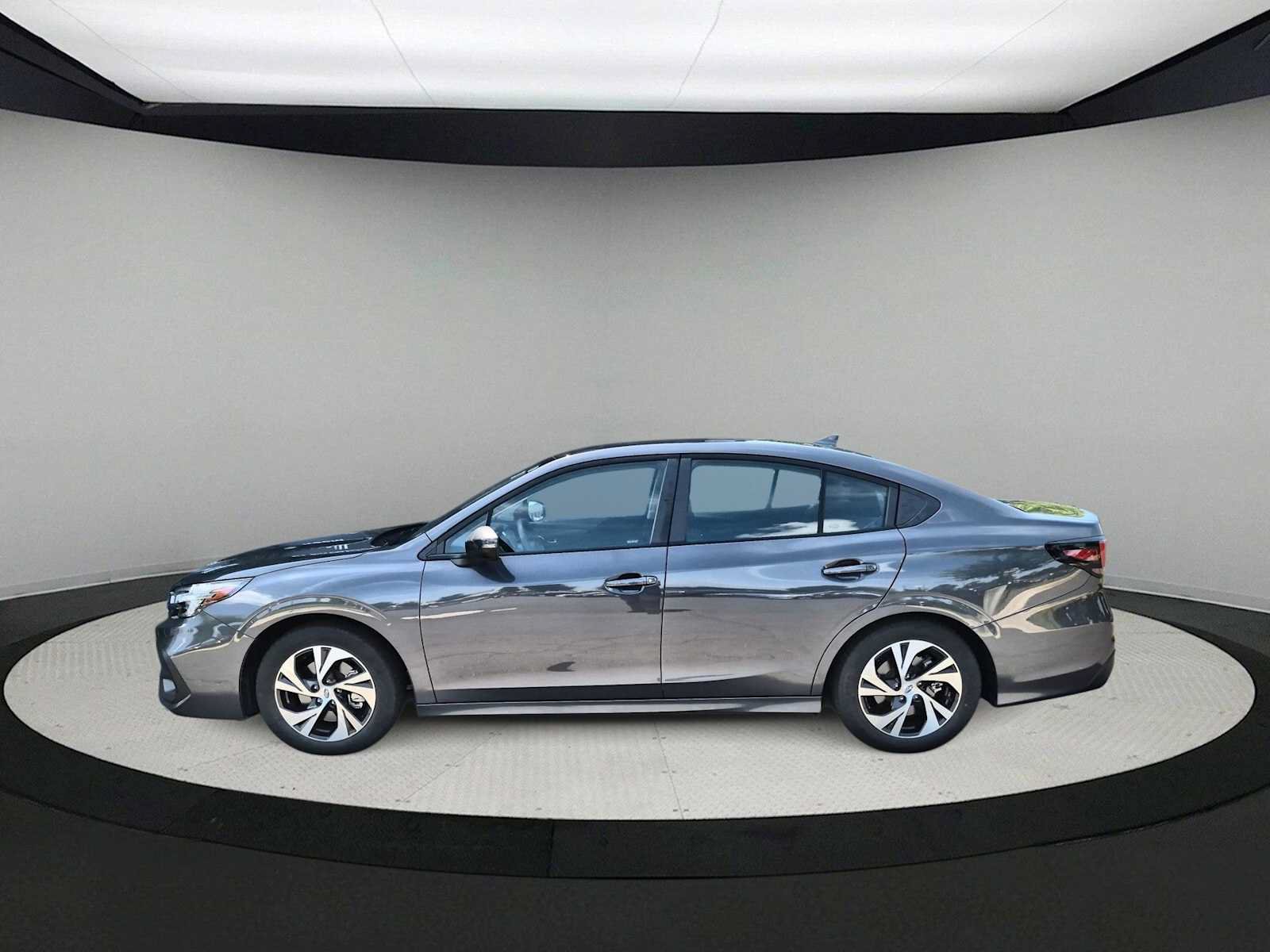 Used 2024 Subaru Legacy Premium AWD/4WD image 5