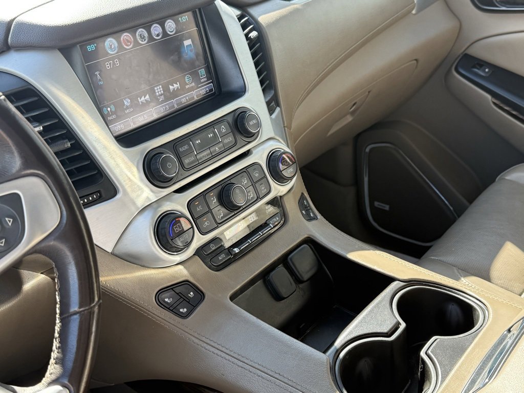 Used 2020 GMC Yukon XL SLT w/ Premium Edition image 19