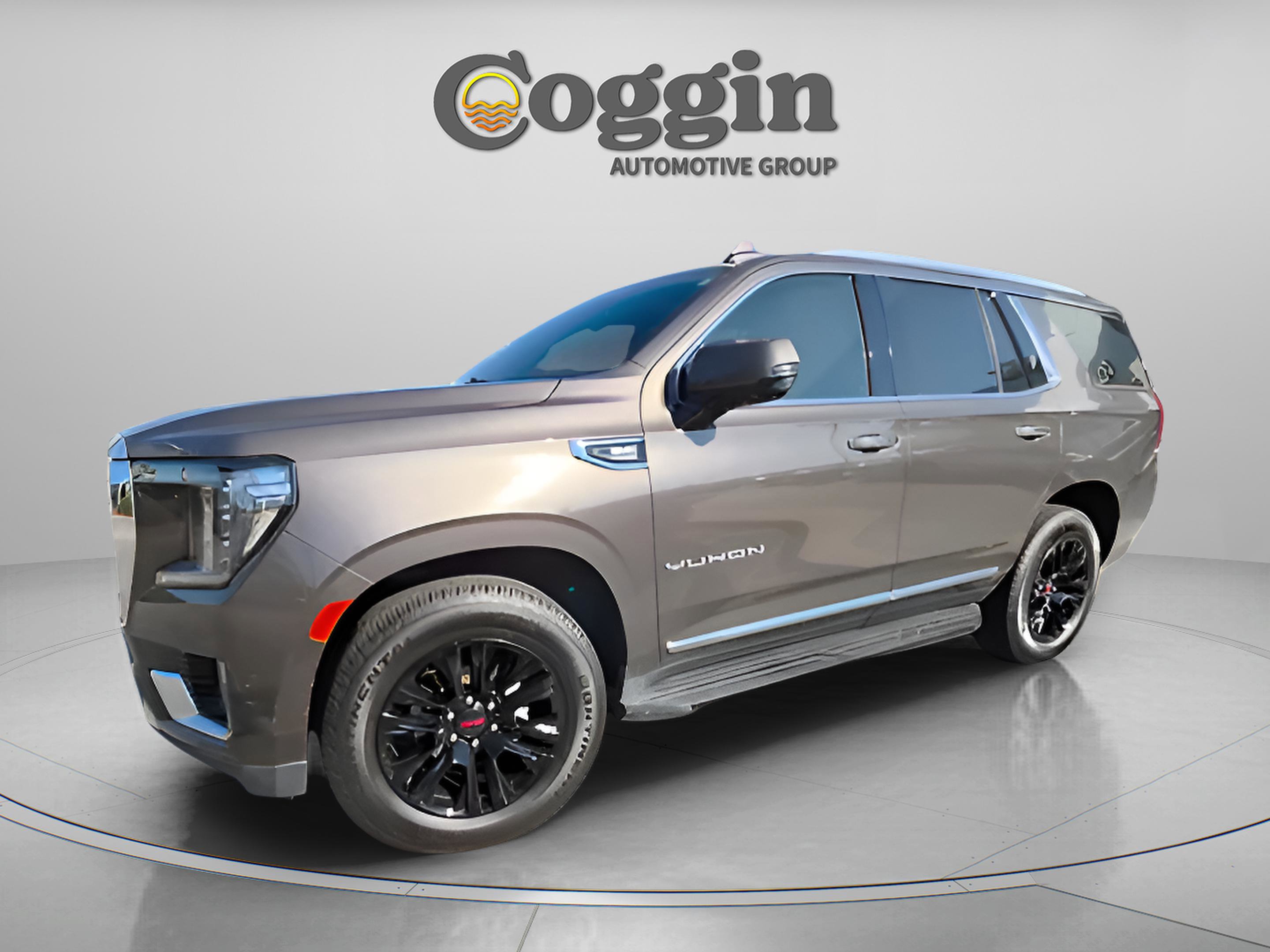 Used 2021 GMC Yukon SLT w/ SLT Premium Package image 4