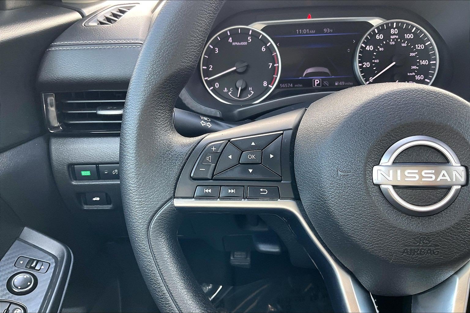 Used 2024 Nissan Sentra SV FWD image 23