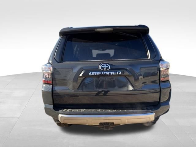 Used 2024 Toyota 4Runner TRD Off-Road Premium image 11