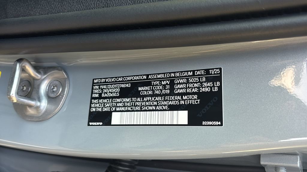 New 2026 Volvo XC40 B5 Ultra w/ Protection Package Premier image 34