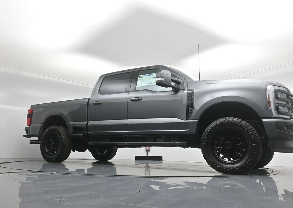 New 2026 Ford F250 XLT w/ XLT Premium Package image 3
