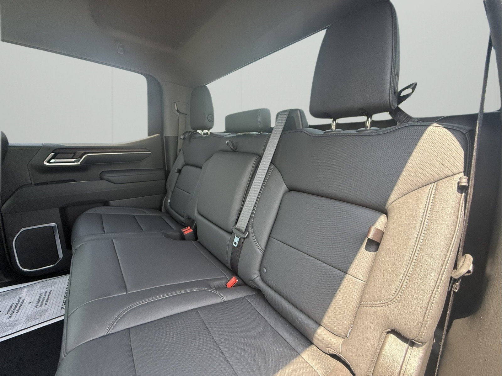 Used 2026 GMC Sierra 1500 SLT AWD/4WD image 21