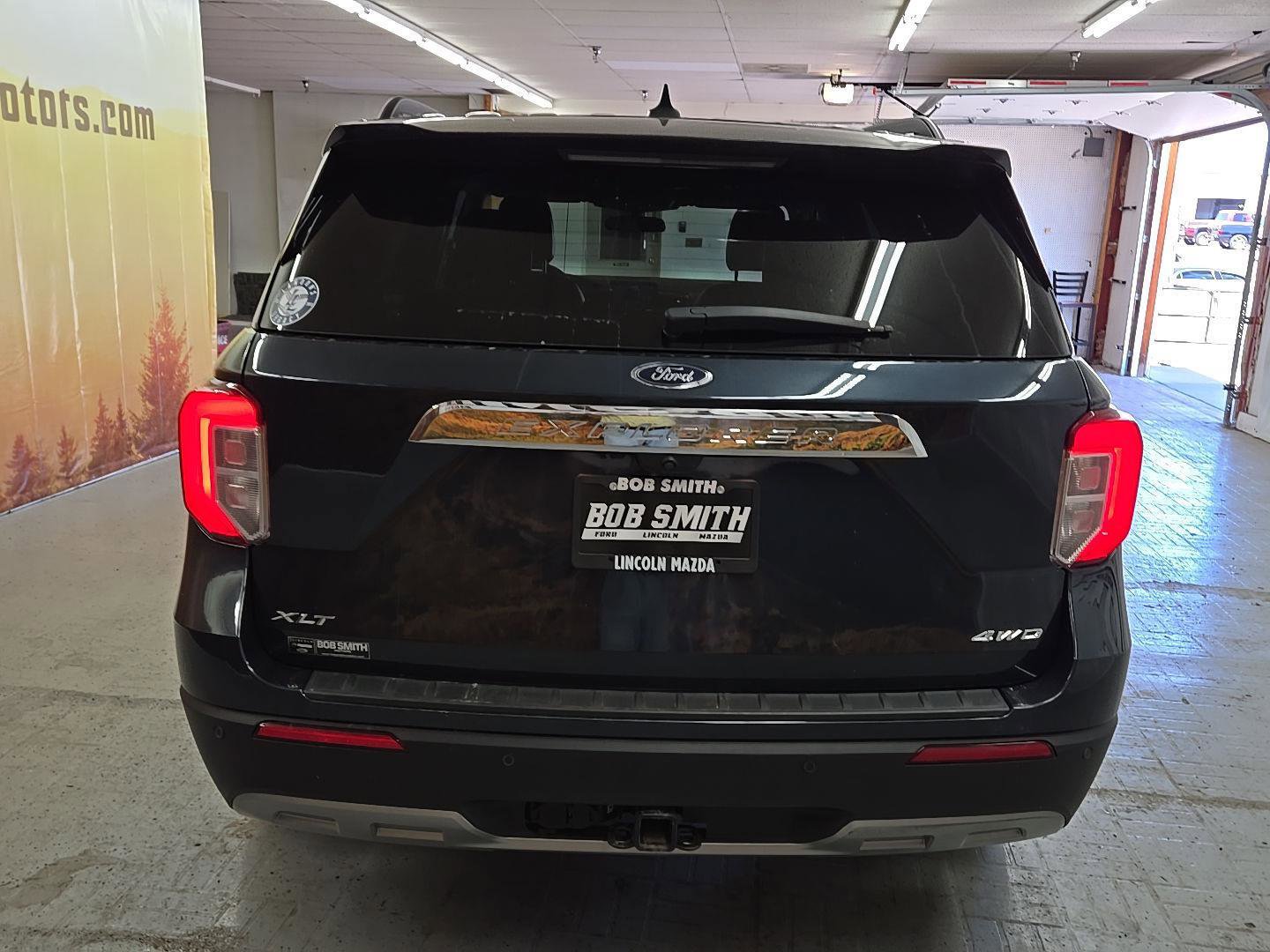 Used 2023 Ford Explorer XLT image 14