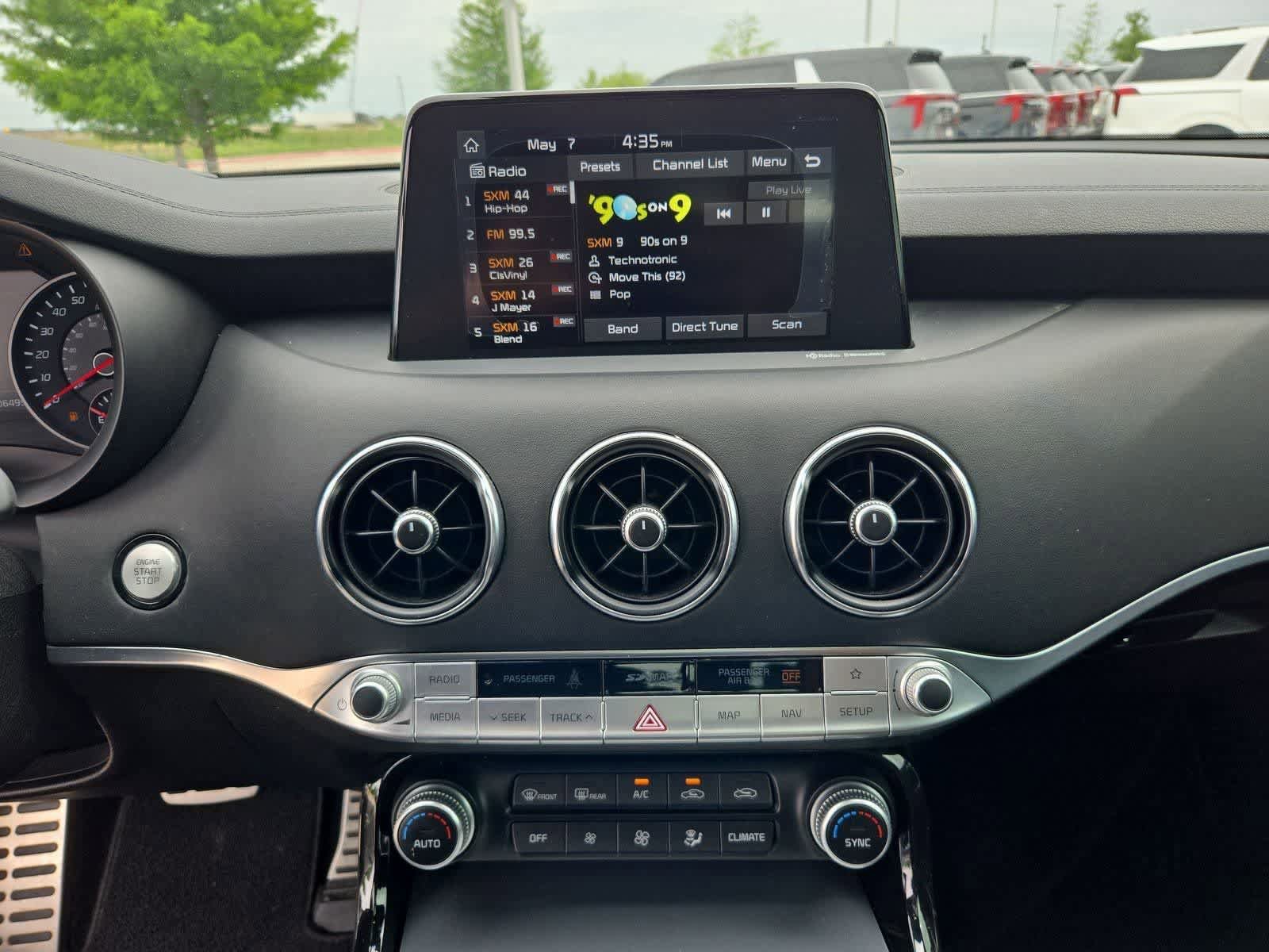 Used 2018 Kia Stinger GT2 RWD image 27