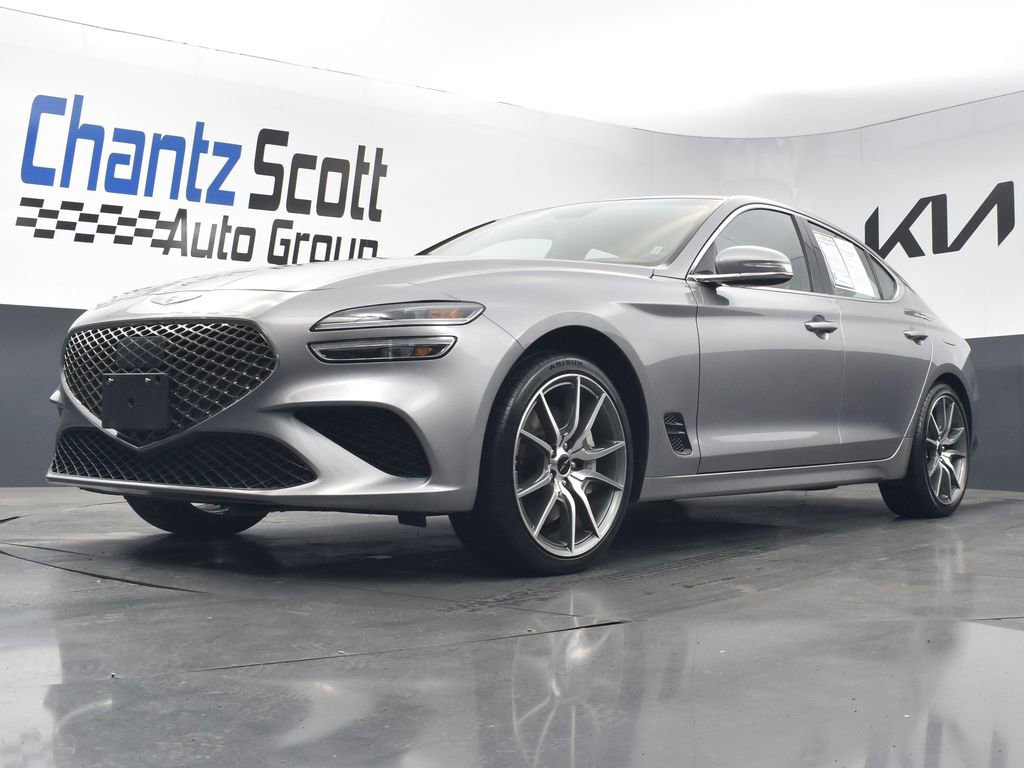 Used 2025 Genesis G70 2.5T image 17