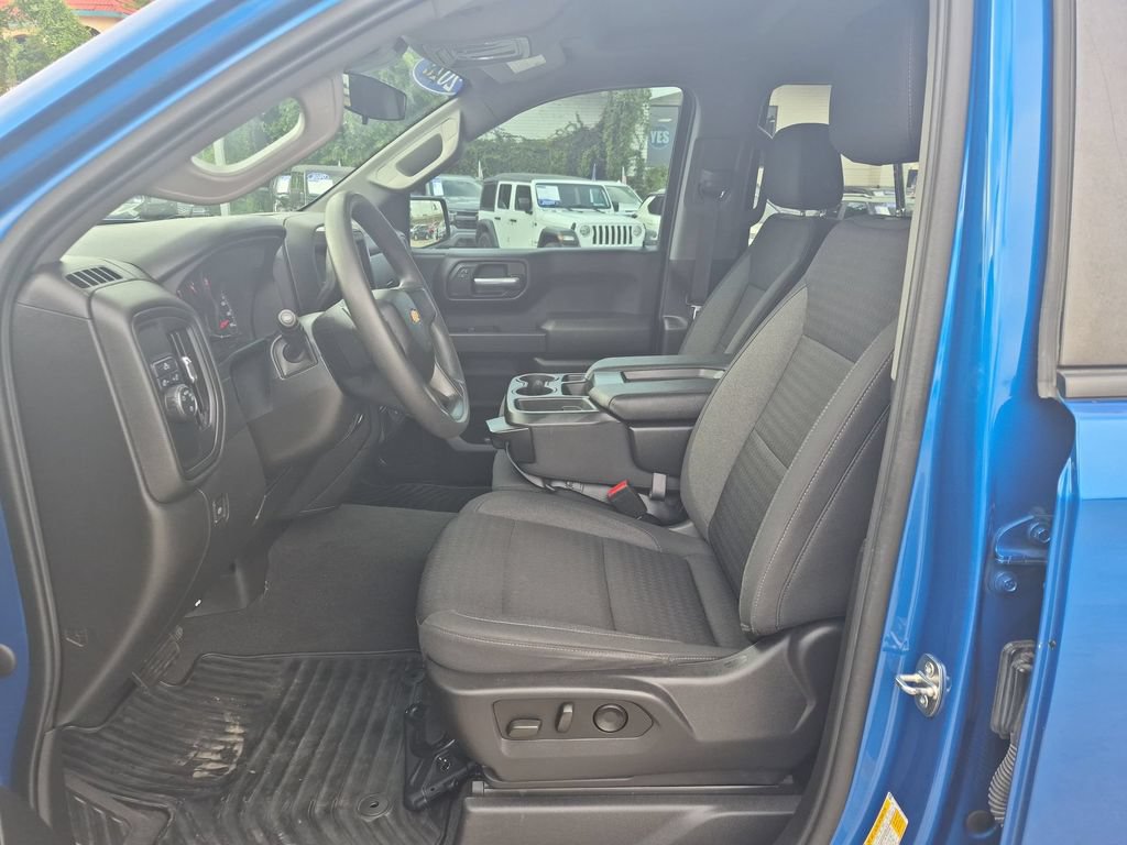 Used 2022 Chevrolet Silverado 1500 Custom RWD image 11
