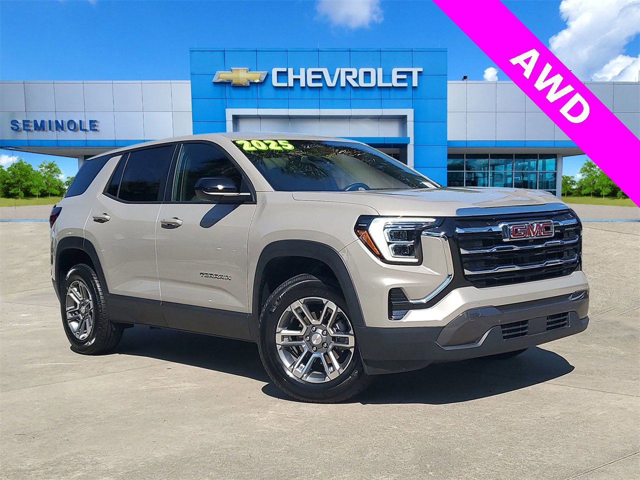 Used 2025 GMC Terrain Elevation
