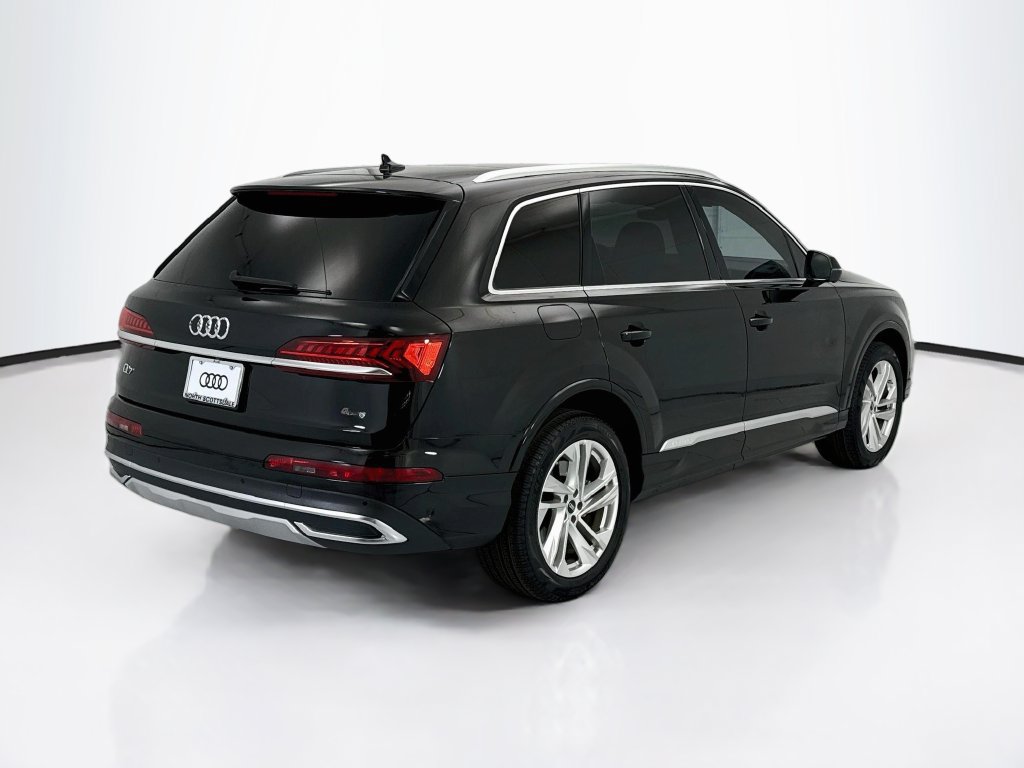 Used 2023 Audi Q7 3.0T Premium Plus w/ Premium Plus Package AWD/4WD image 5